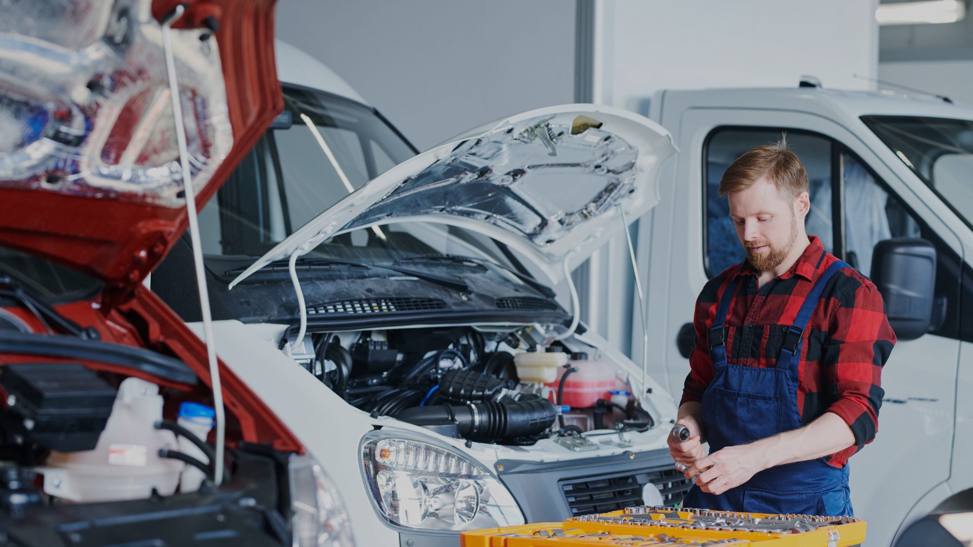 Workshop at A & B Motors Croydon