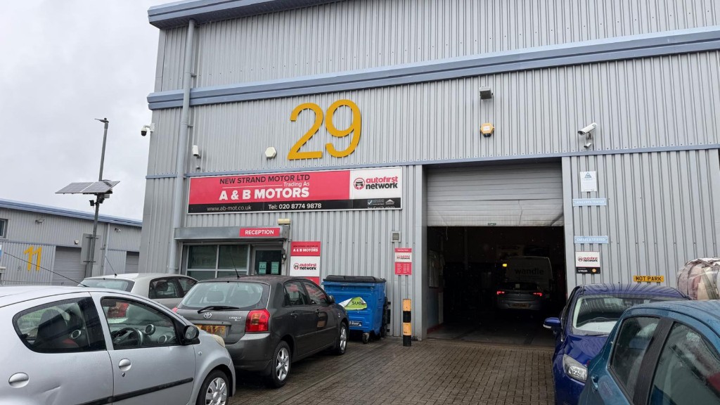 Unit 29, A & B Motors at the IO Trade Centre, Croydon
